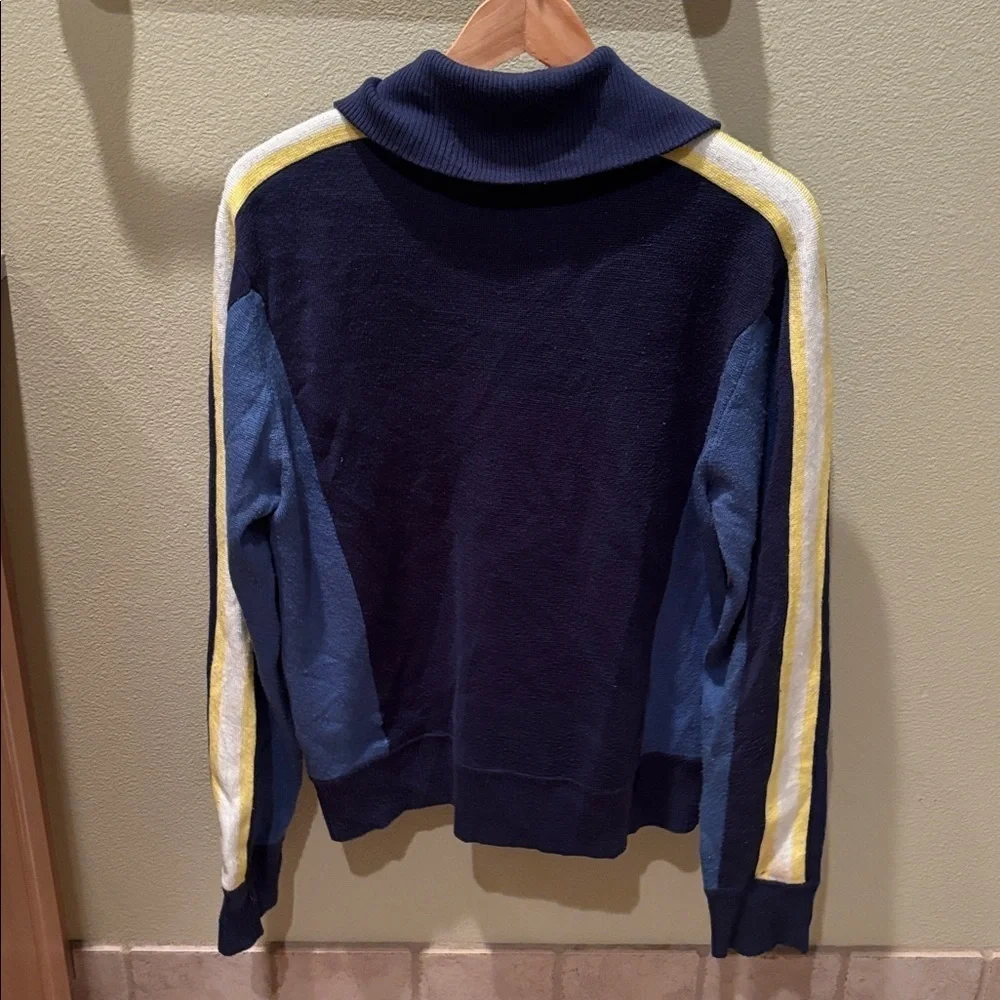 Vintage Y2K Pepe Jeans Dark Blue and Light Blue  sweater Jacket